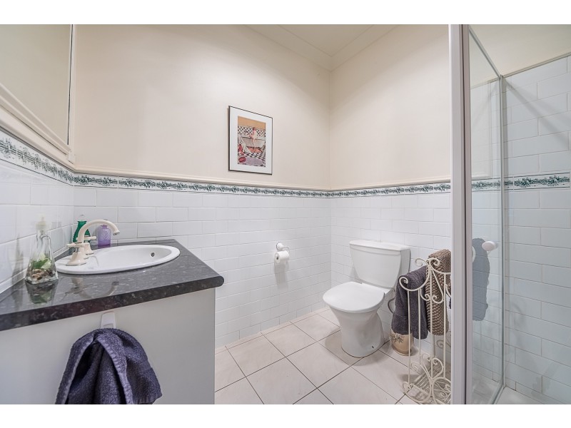 1/45 Harker Street, Sunbury VIC 3429