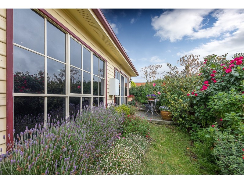 1/45 Harker Street, Sunbury VIC 3429