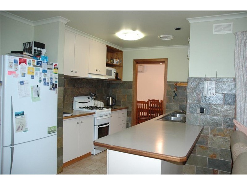 237 Elizabeth Drive, Sunbury VIC 3429