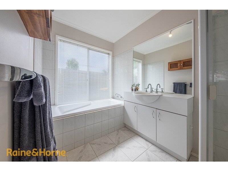 3 Carey Court, Sunbury VIC 3429