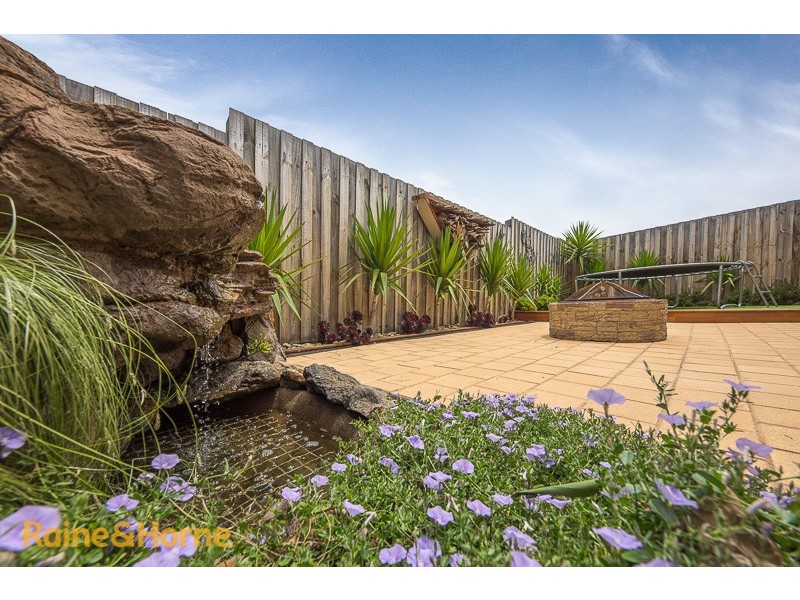 34 Holland Road, Sunbury VIC 3429