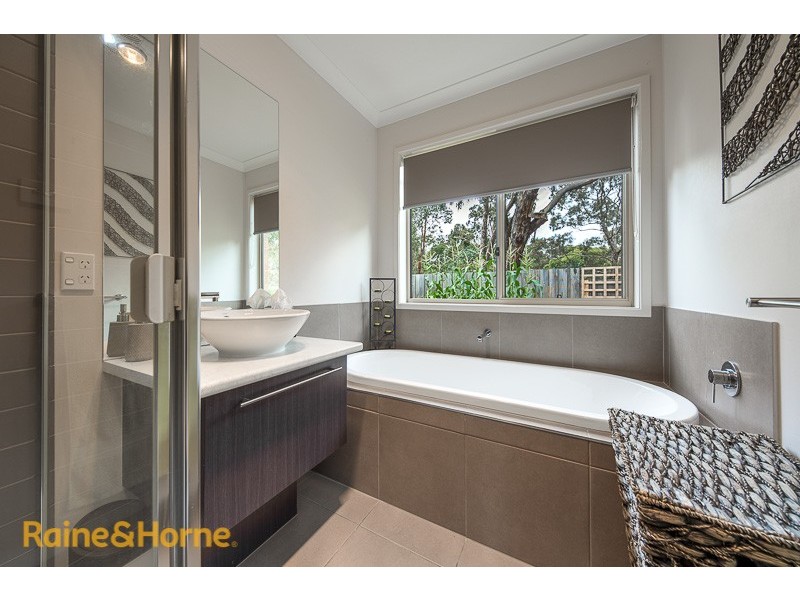 34 Holland Road, Sunbury VIC 3429