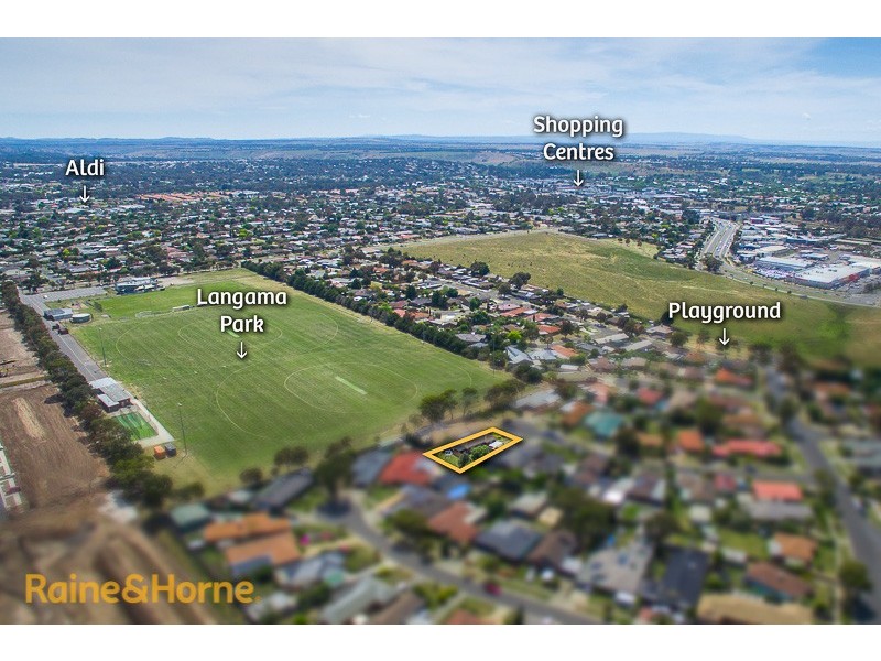 11 Hobson Court, Sunbury VIC 3429