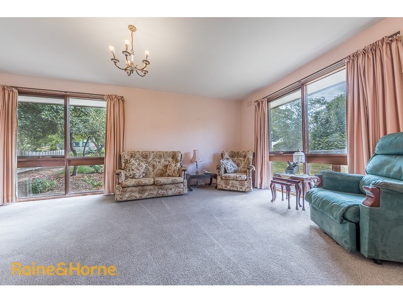 14 Hogan Street, Sunbury VIC 3429