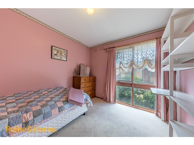 14 Hogan Street, Sunbury VIC 3429