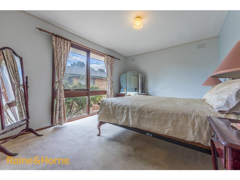 14 Hogan Street, Sunbury VIC 3429