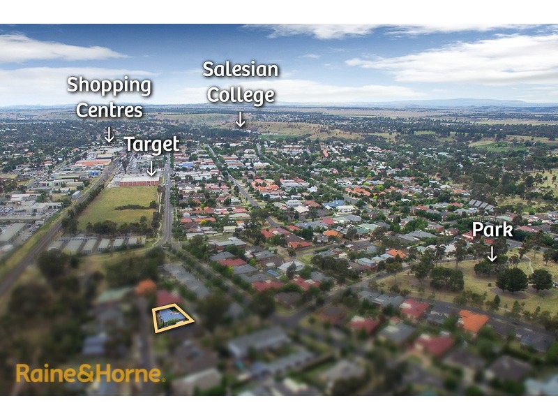 10 Hoya Place, Sunbury VIC 3429