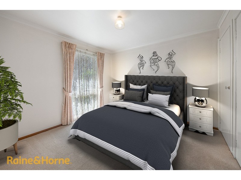 4 May Grove, Sunbury VIC 3429