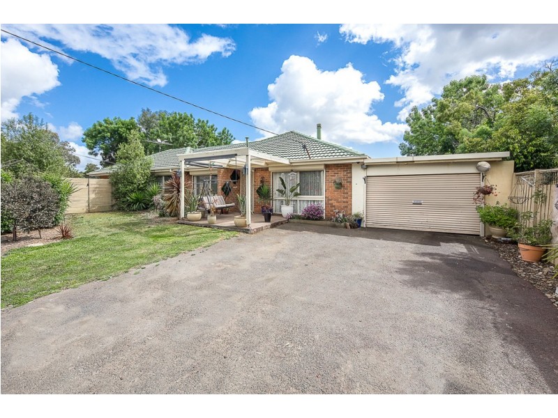 5 FLAKE COURT, Diggers Rest VIC 3427
