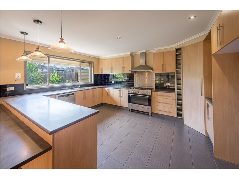 5 FLAKE COURT, Diggers Rest VIC 3427