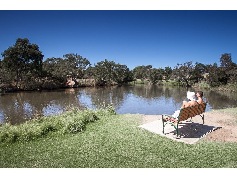 25-27 Cornish Street, Sunbury VIC 3429