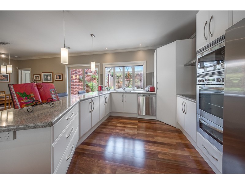 10 Red Robin Lane, Sunbury VIC 3429