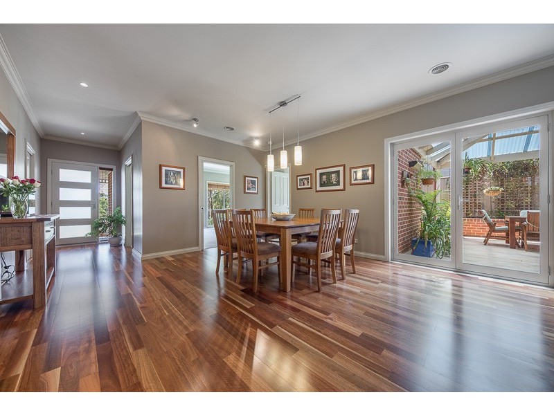 10 Red Robin Lane, Sunbury VIC 3429