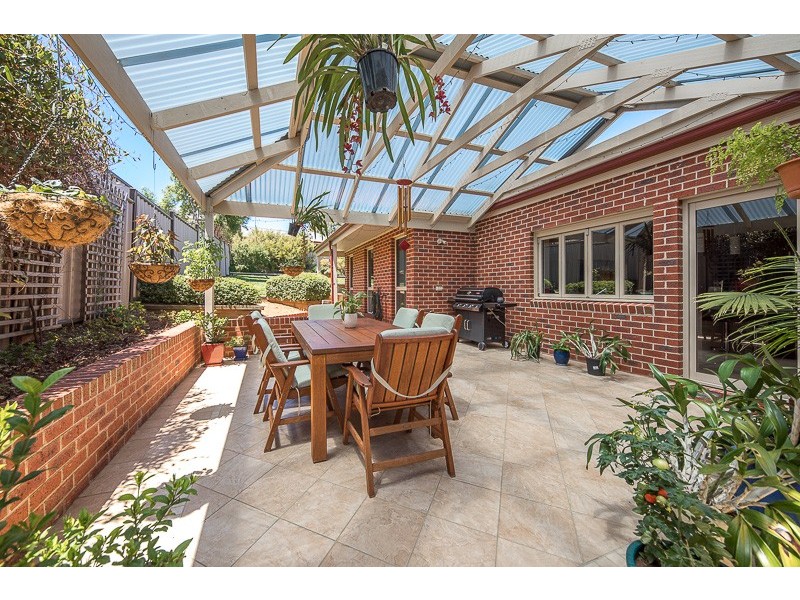 10 Red Robin Lane, Sunbury VIC 3429