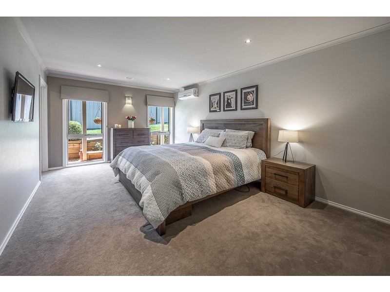 10 Red Robin Lane, Sunbury VIC 3429