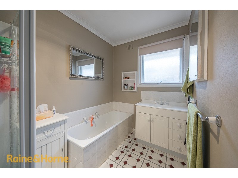 26 Forrest Street, Sunbury VIC 3429