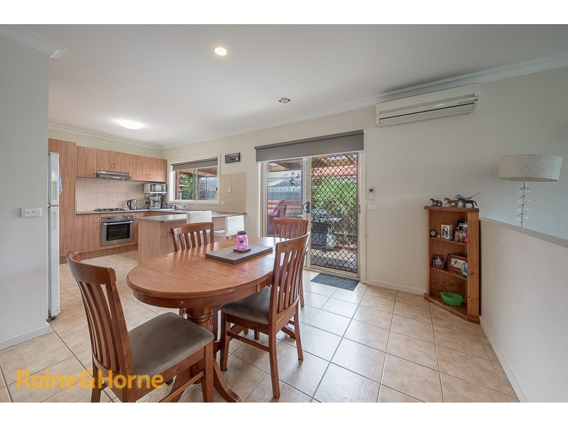 4 Cover Drive, Sunbury VIC 3429