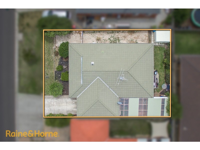 4 Cover Drive, Sunbury VIC 3429