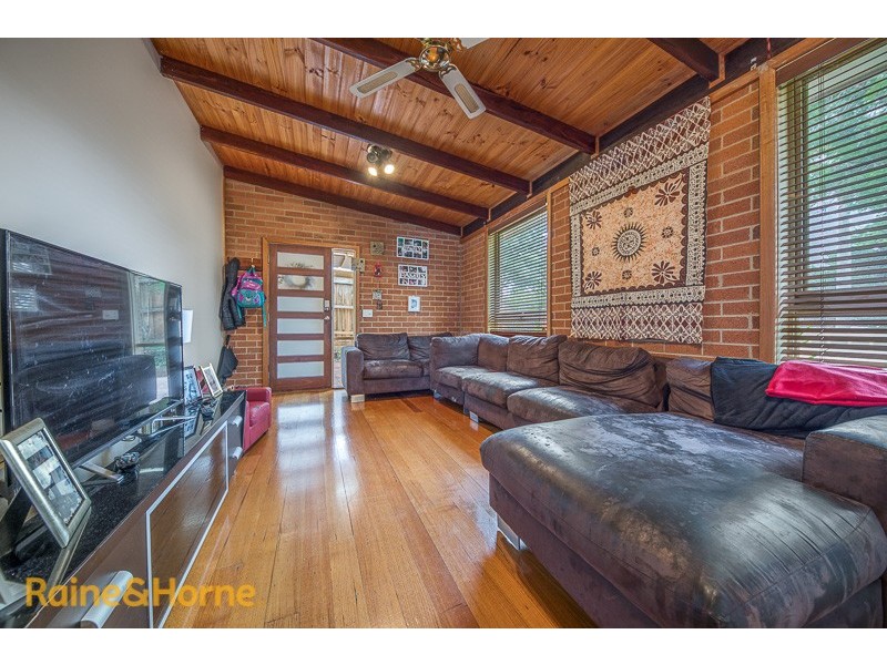 37 Blaxland Drive, Sunbury VIC 3429