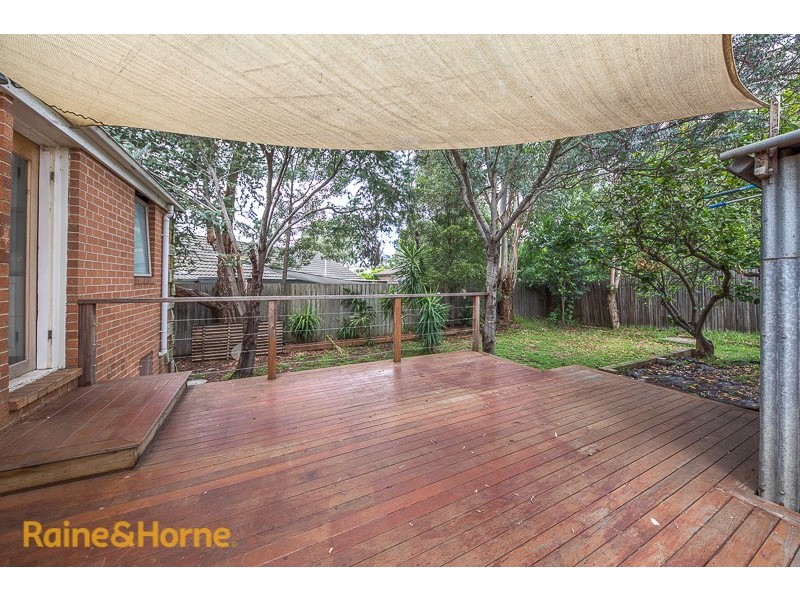 37 Blaxland Drive, Sunbury VIC 3429