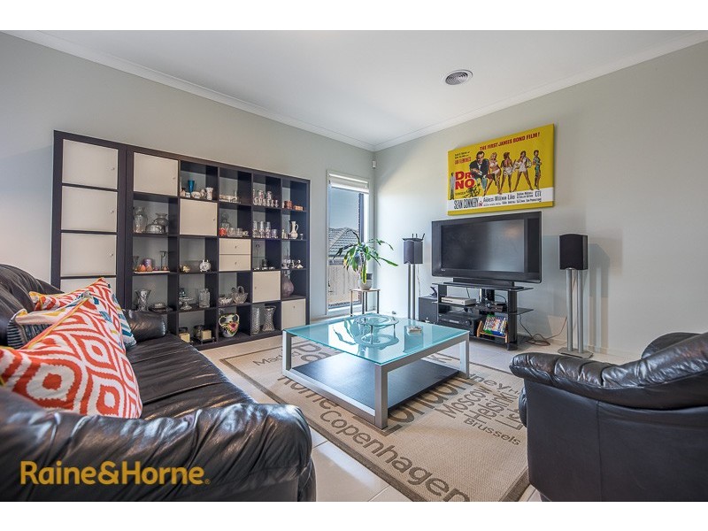 42 Bannon Avenue, Sunbury VIC 3429