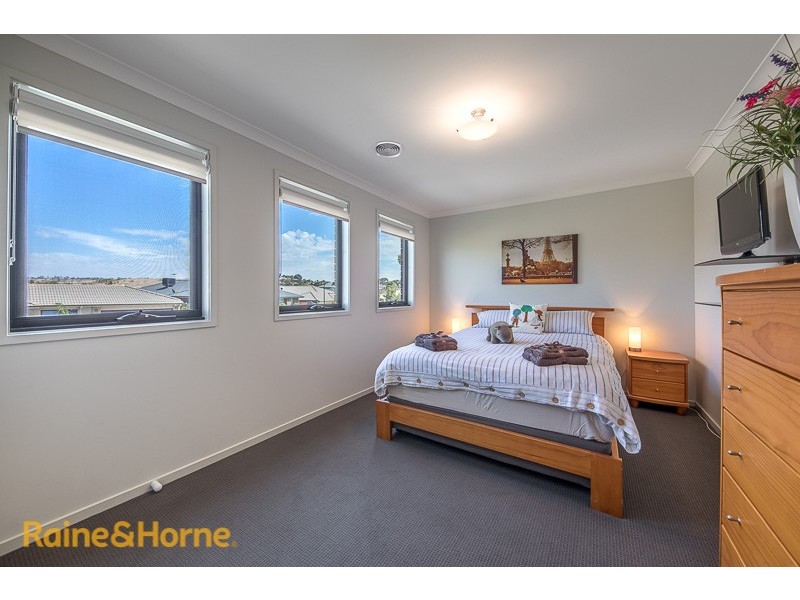 42 Bannon Avenue, Sunbury VIC 3429