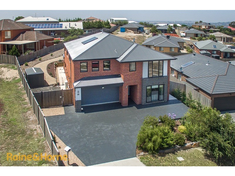 42 Bannon Avenue, Sunbury VIC 3429