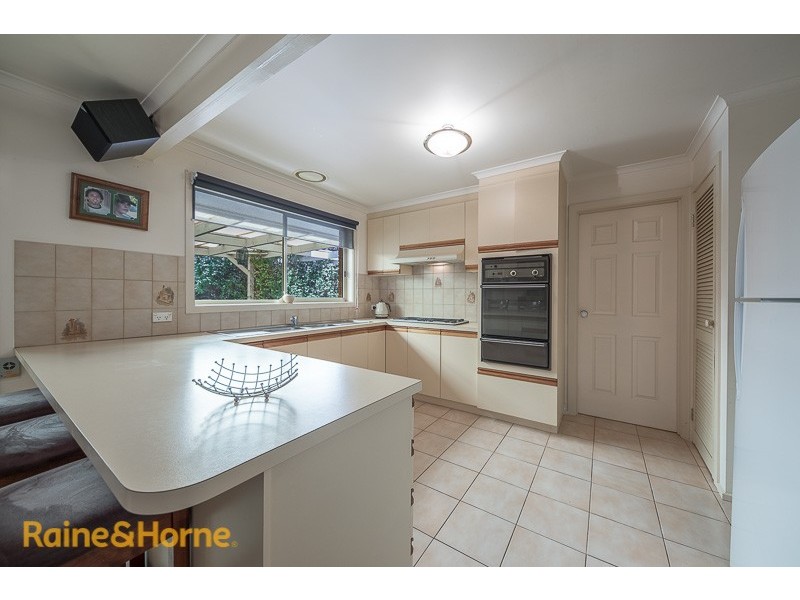 30 Woodstock Close, Sunbury VIC 3429