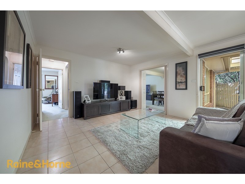 30 Woodstock Close, Sunbury VIC 3429