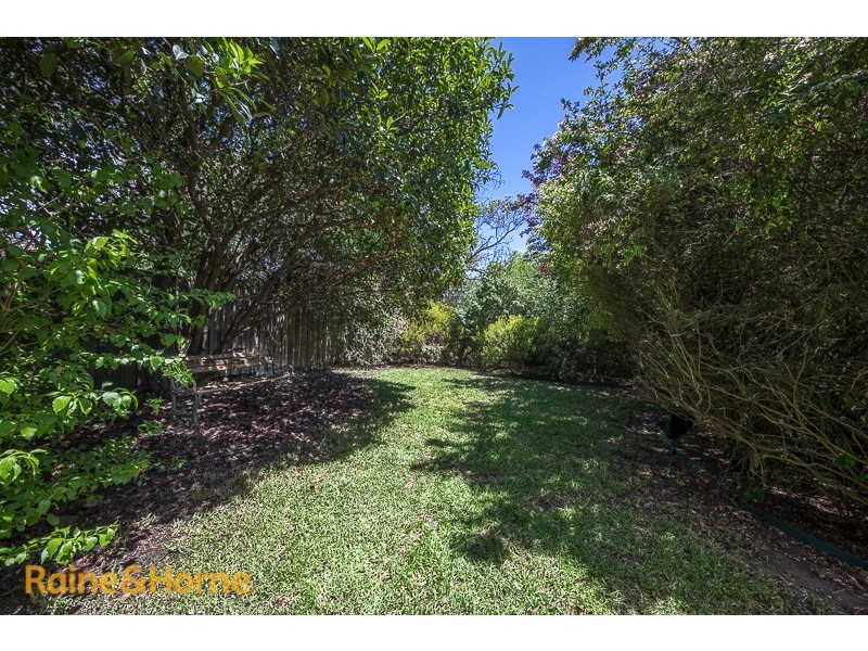 30 Woodstock Close, Sunbury VIC 3429