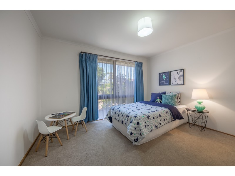 6 Arran Court, Sunbury VIC 3429