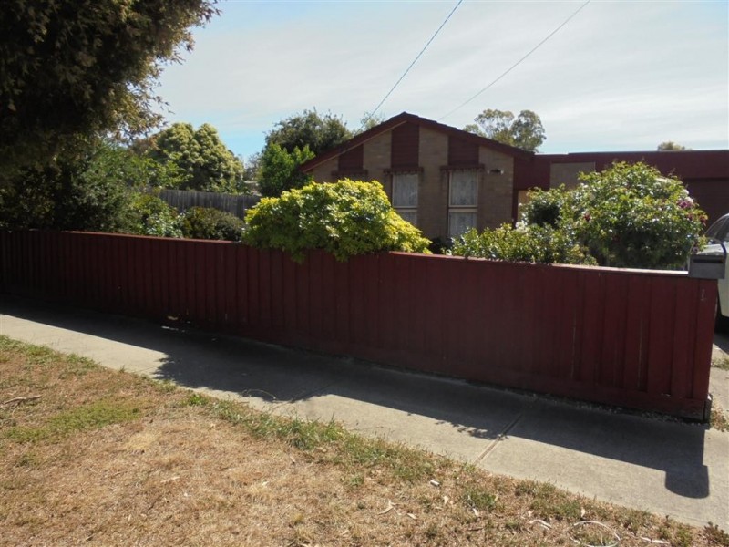 1 Lambert Avenue, Sunbury VIC 3429