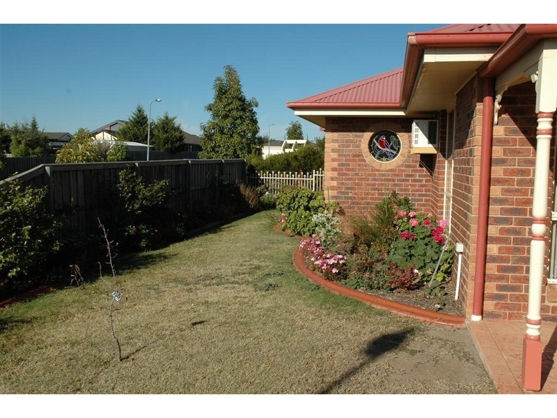 1/179 Gap Road, Sunbury VIC 3429