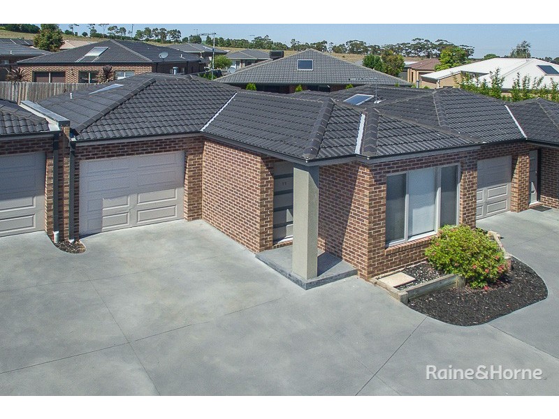 11/8 Pads Way, Sunbury VIC 3429