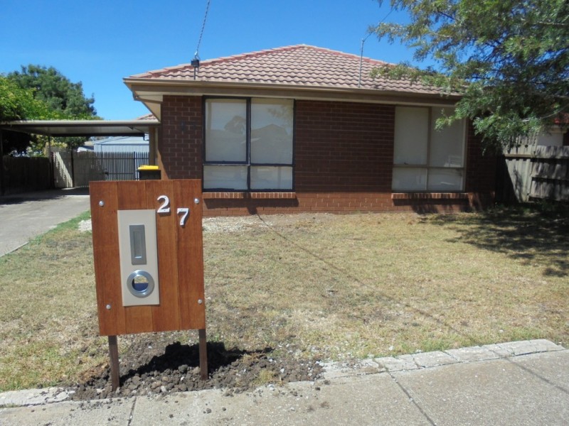 27 SHORING ROAD, Diggers Rest VIC 3427