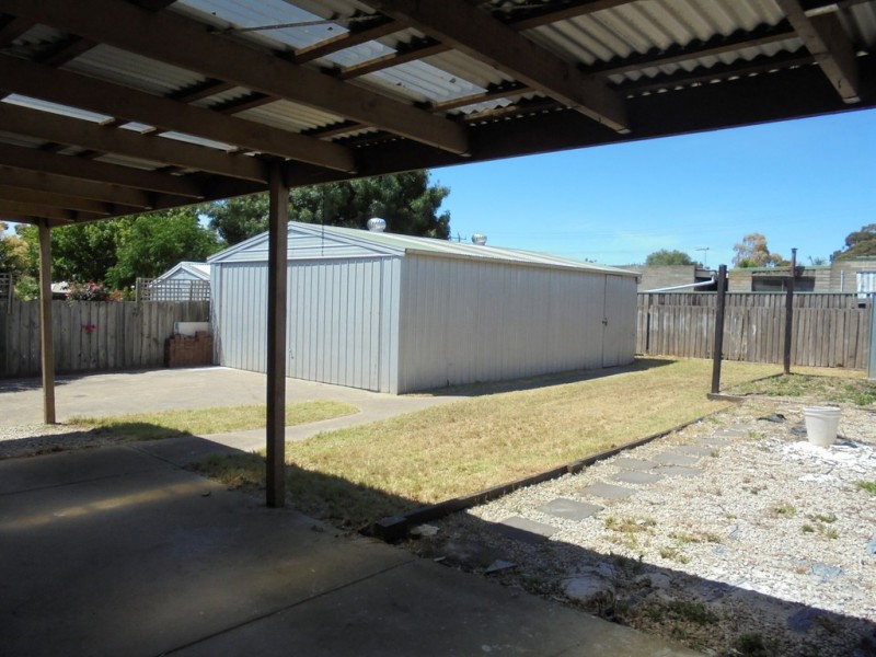 27 SHORING ROAD, Diggers Rest VIC 3427