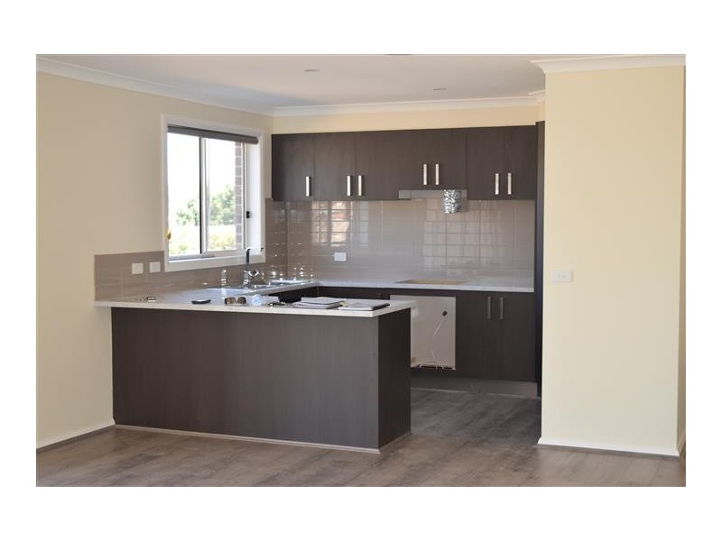 101 Belleview Drive, Sunbury VIC 3429