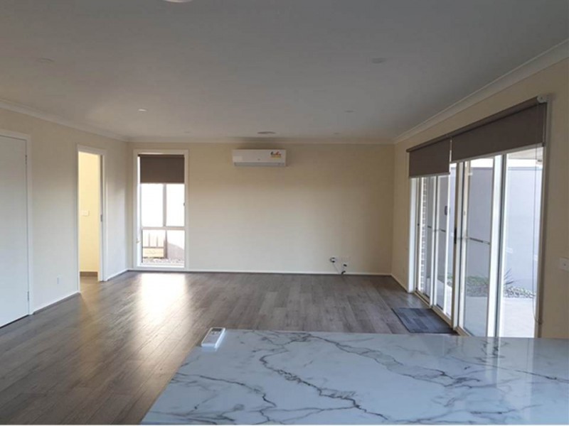 101 Belleview Drive, Sunbury VIC 3429