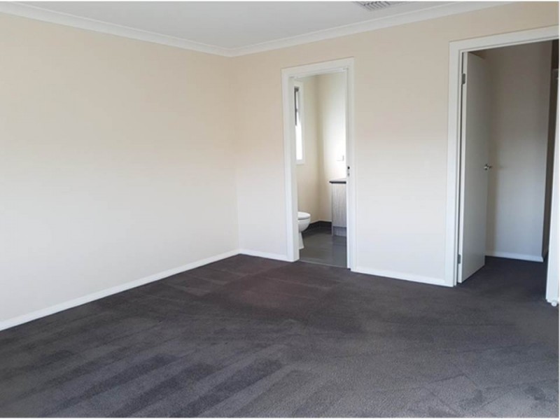 101 Belleview Drive, Sunbury VIC 3429