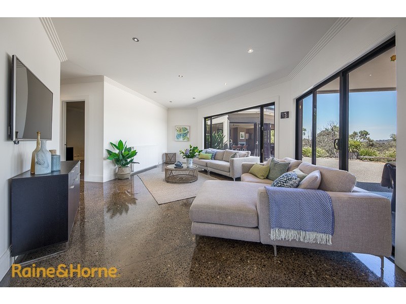12 Marshall Close, Sunbury VIC 3429