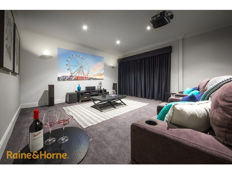 12 Marshall Close, Sunbury VIC 3429