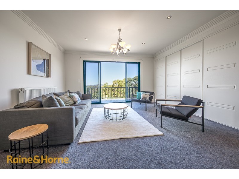 12 Marshall Close, Sunbury VIC 3429