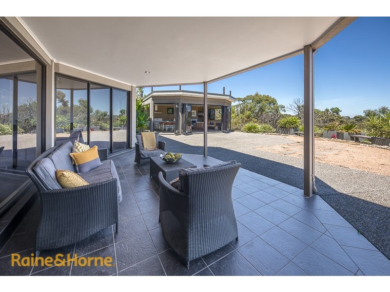 12 Marshall Close, Sunbury VIC 3429