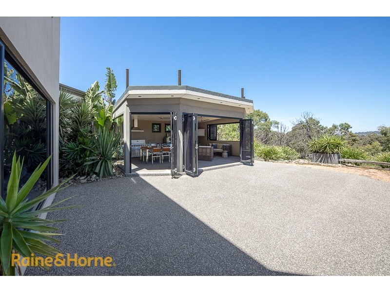 12 Marshall Close, Sunbury VIC 3429