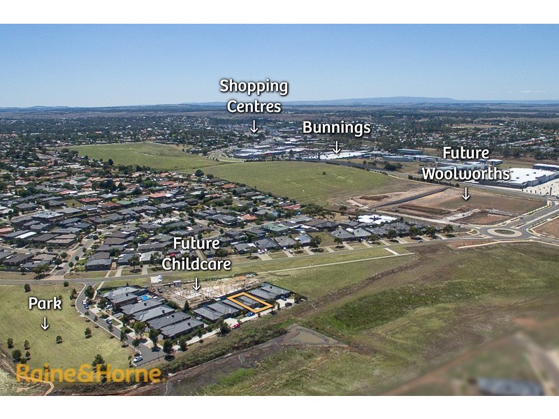 4/15 Marl Close, Sunbury VIC 3429