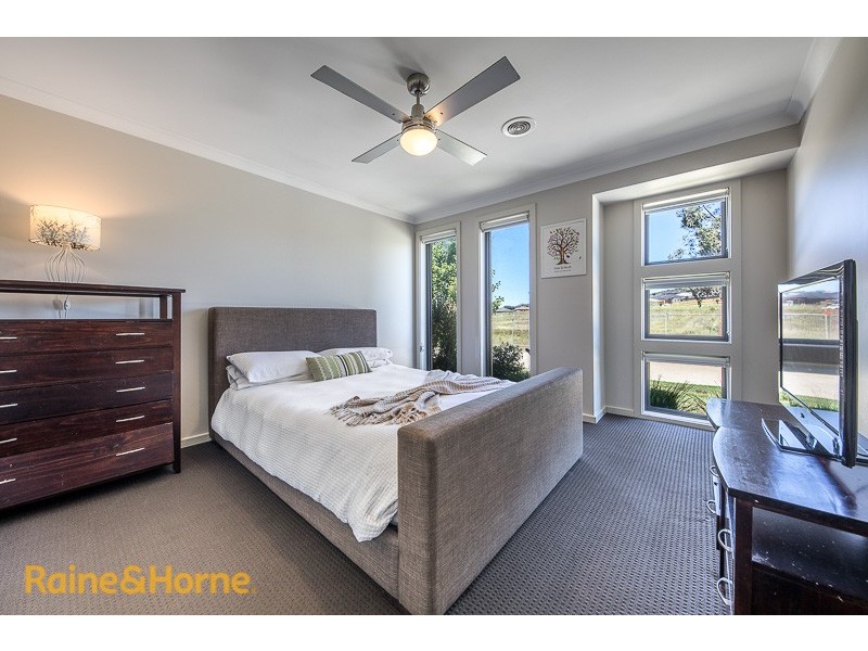 4/15 Marl Close, Sunbury VIC 3429