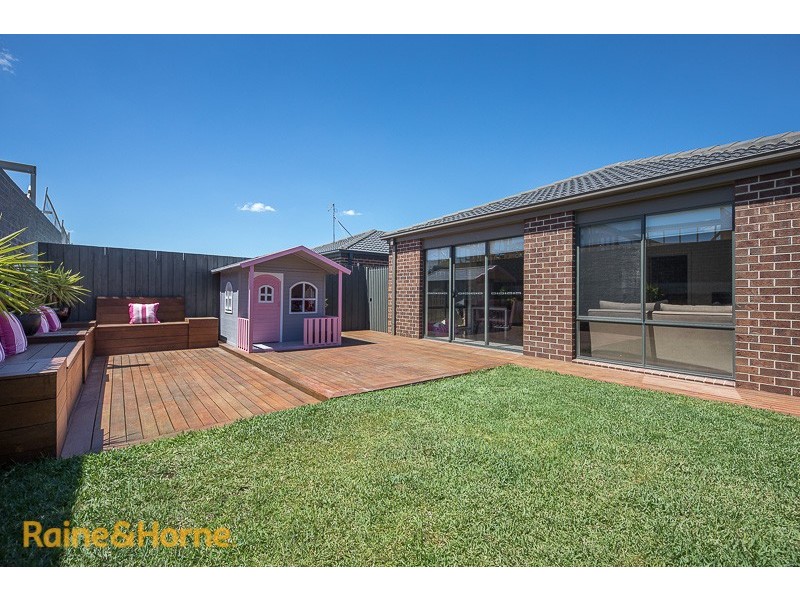 4/15 Marl Close, Sunbury VIC 3429