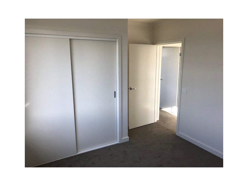 1/6 Mullock Road, Diggers Rest VIC 3427