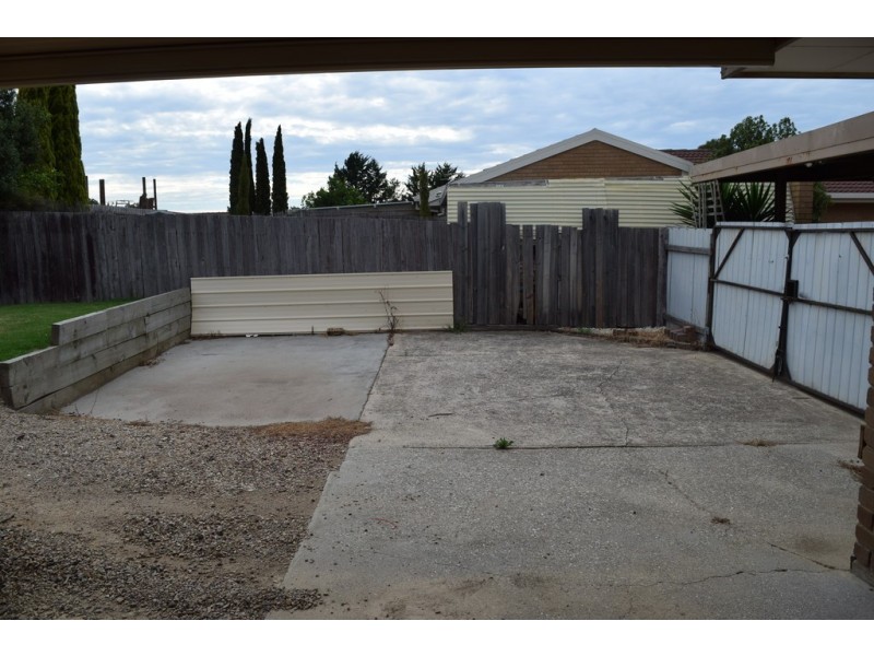 36 KEITH AVENUE, Sunbury VIC 3429