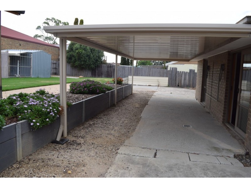 36 KEITH AVENUE, Sunbury VIC 3429